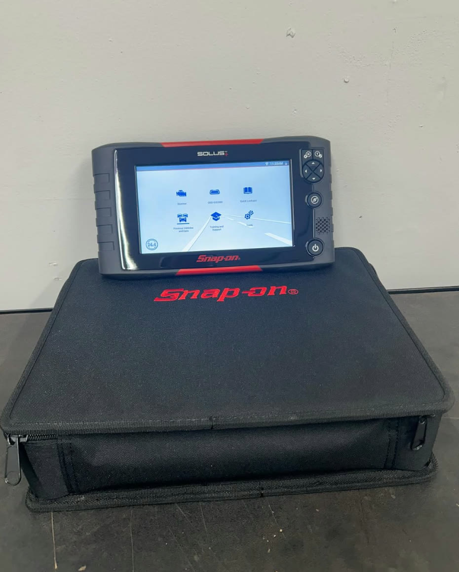 Snap-on Solus diagnostic scan tool